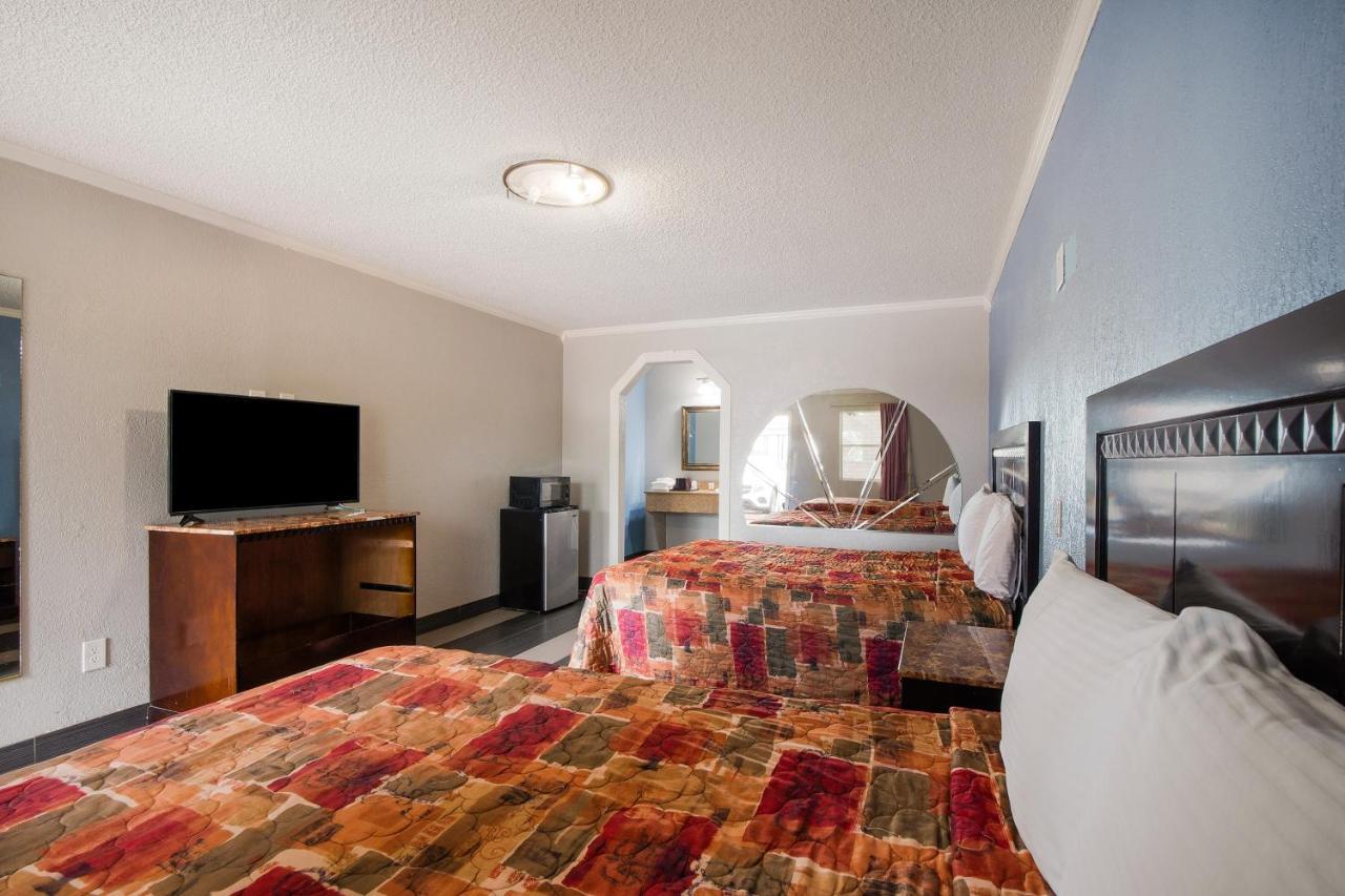 Oyo Hotel Houston I-69 & I-610 エクステリア 写真