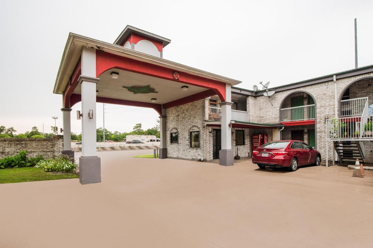 Oyo Hotel Houston I-69 & I-610 エクステリア 写真